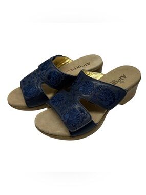 Alegria Navy Blue‎ Leather Embroidered Flower Linn Wedge Sandals Size 38
